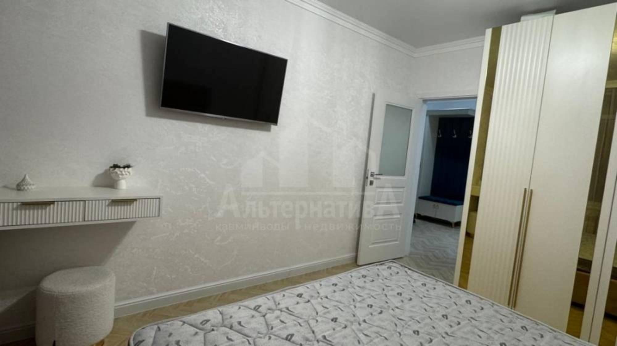 Сдать квартиру за 50 000 рублей на Окопная ул.