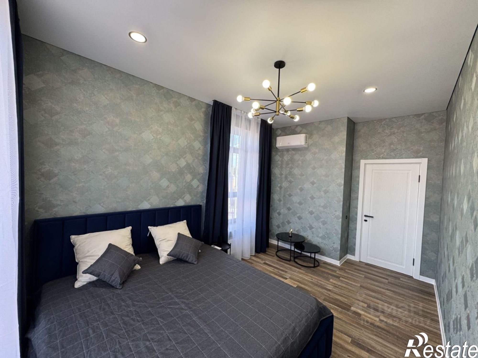 Купить квартиру за 23 000 000 рублей на ул Ленинградская, 77