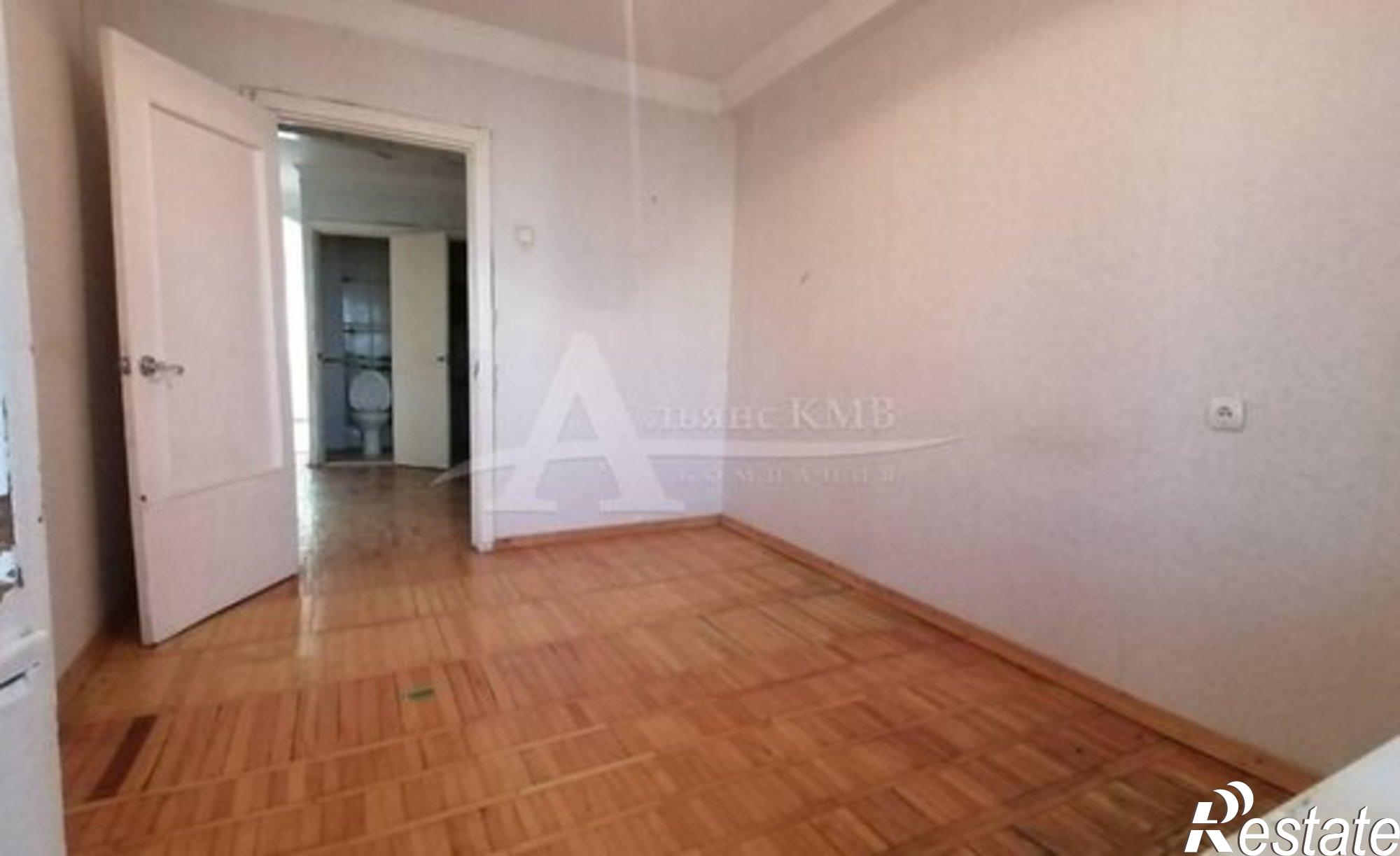 Купить квартиру за 9 000 000 рублей на улица Жмакина, 56