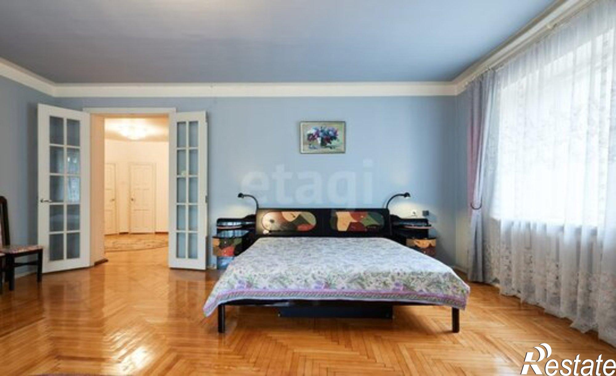 Купить квартиру за 27 000 000 рублей на ул Жуковского, 36