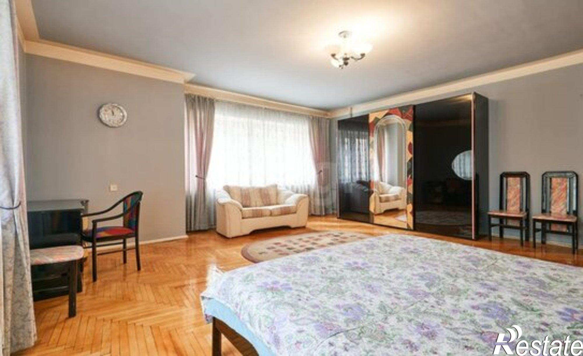 Купить квартиру за 27 000 000 рублей на ул Жуковского, 36