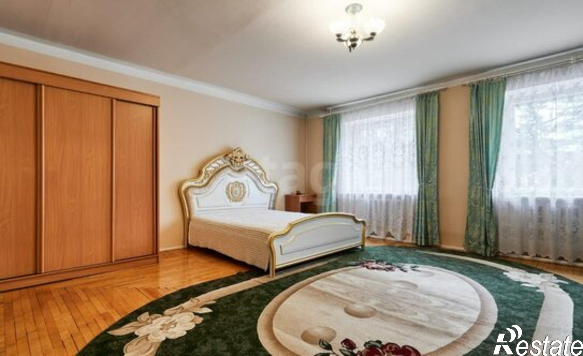 Купить квартиру за 27 000 000 рублей на ул Жуковского, 36