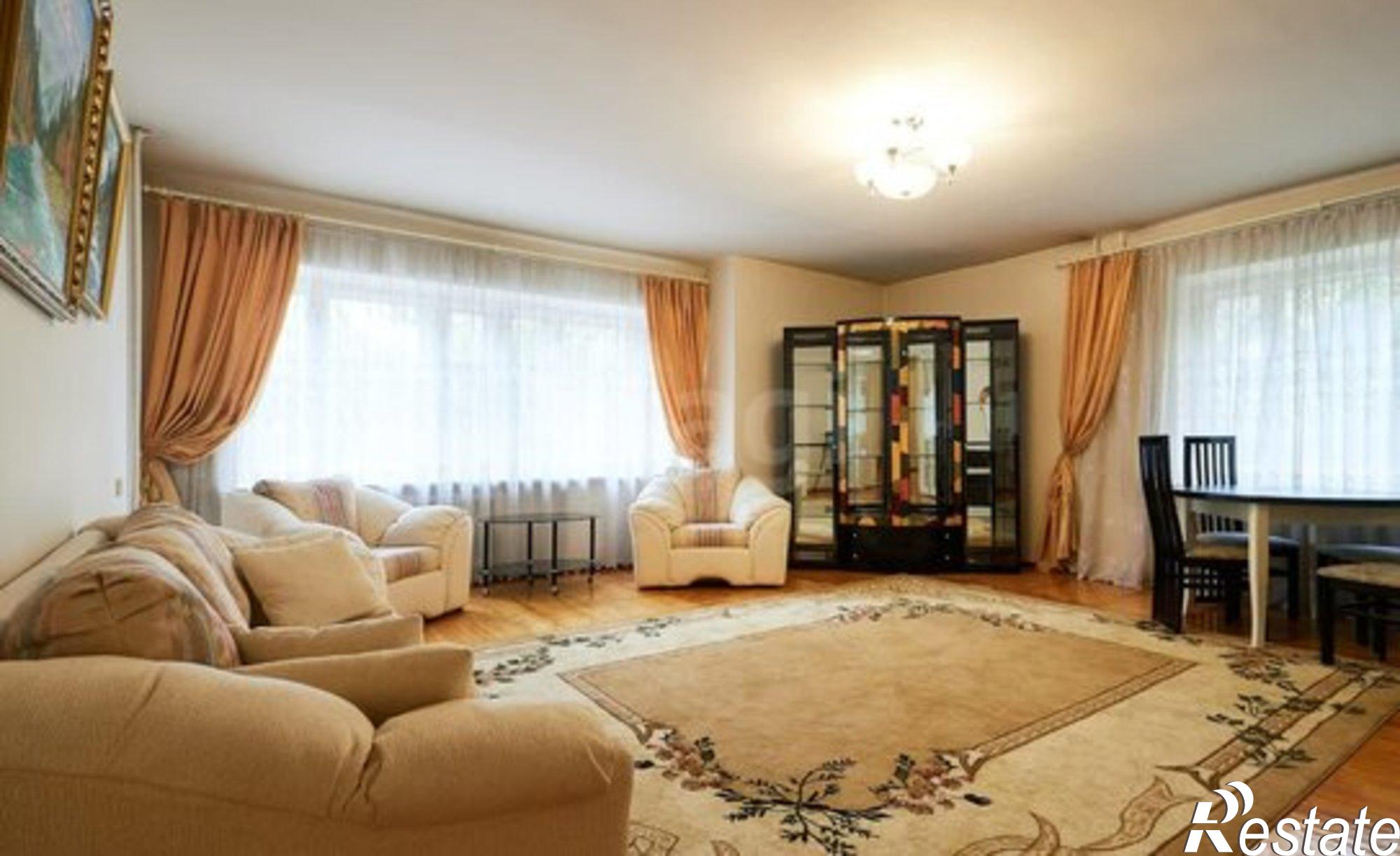 Купить квартиру за 27 000 000 рублей на ул Жуковского, 36