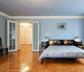 3-комн, 165кв м, этаж 2/5 ул Жуковского, 36