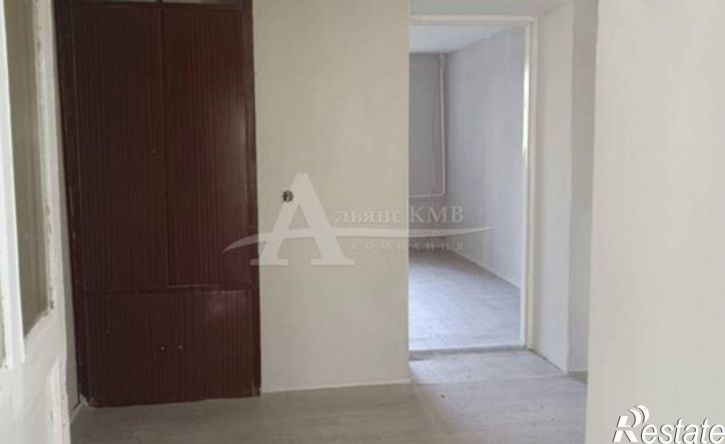 3-комн квартира улица Артёма, 50,  д. 50