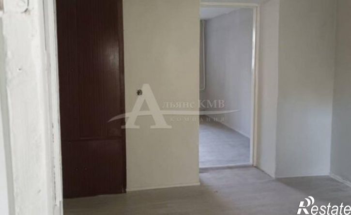 3-комн квартира улица Артёма, 50,  д. 50