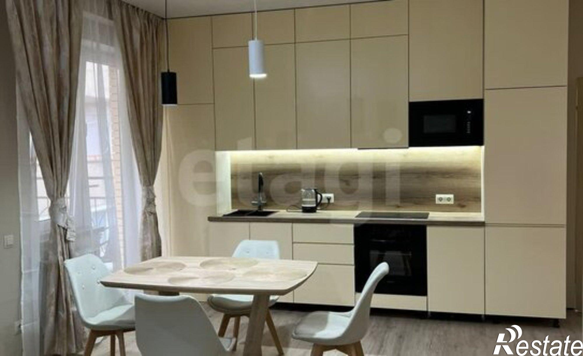 Купить квартиру за 30 000 000 рублей на улица 40 лет Октября, 27