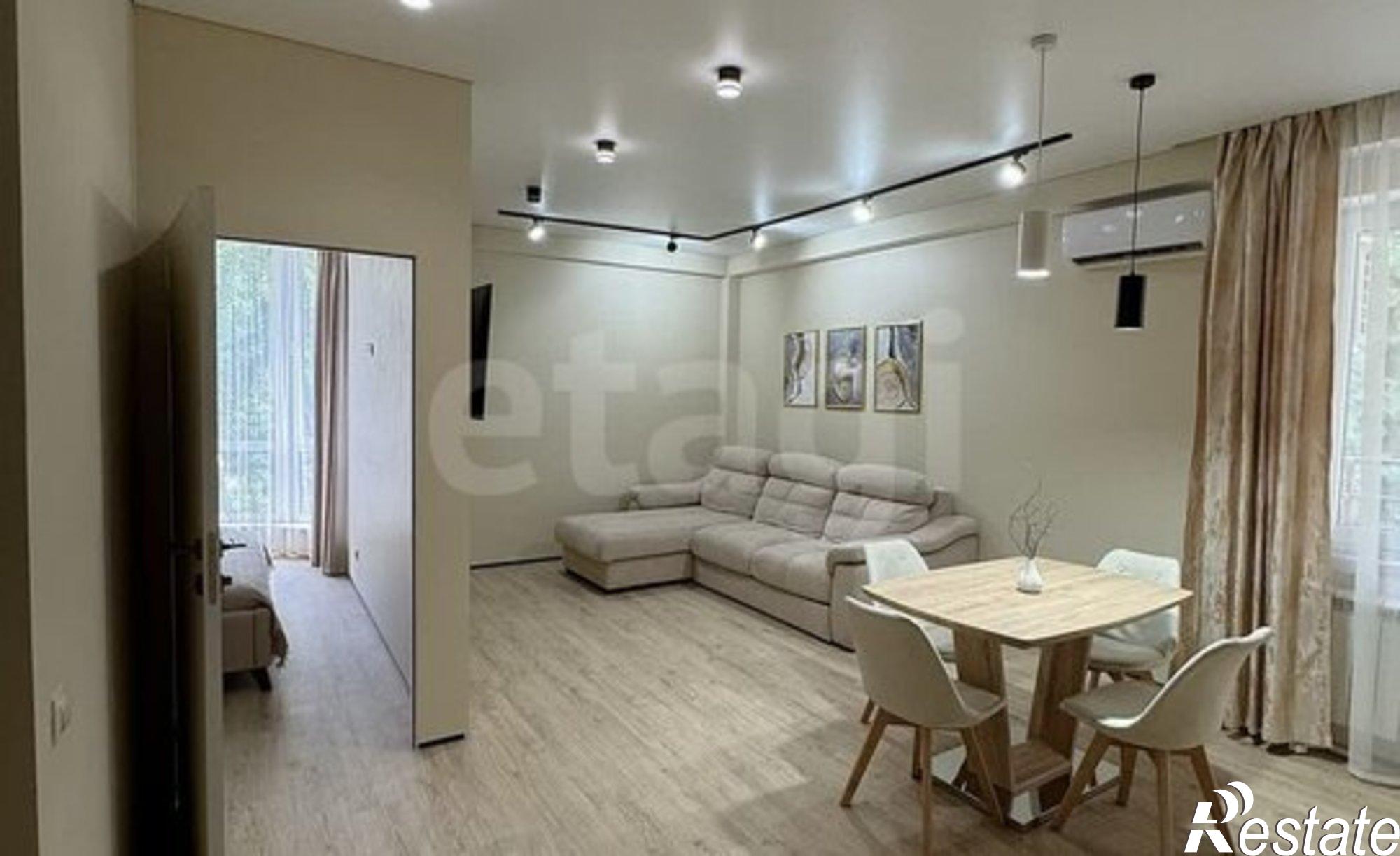 Купить квартиру за 30 000 000 рублей на улица 40 лет Октября, 27