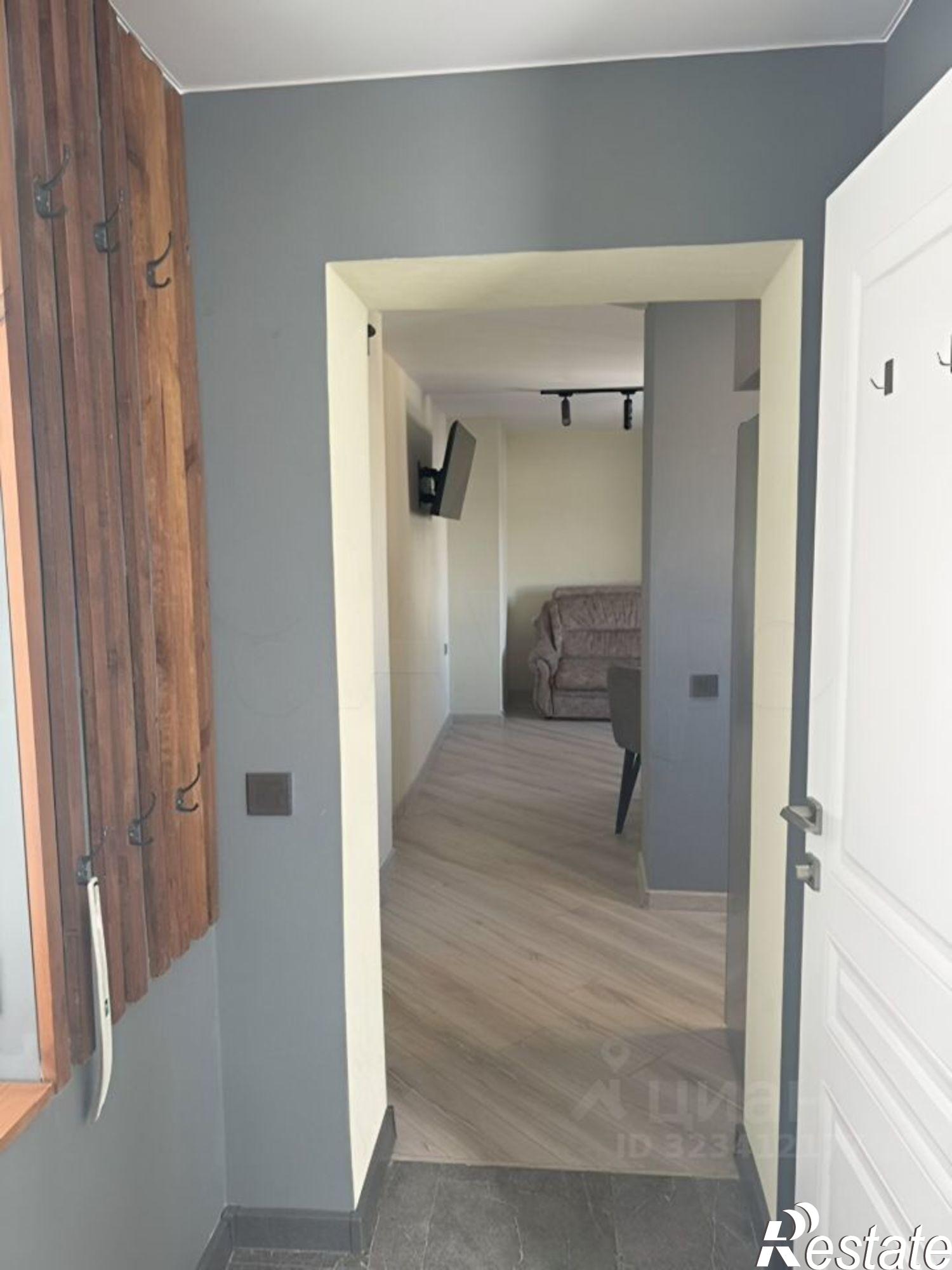 Сдать квартиру за 32 000 рублей на улица Суворова, 23