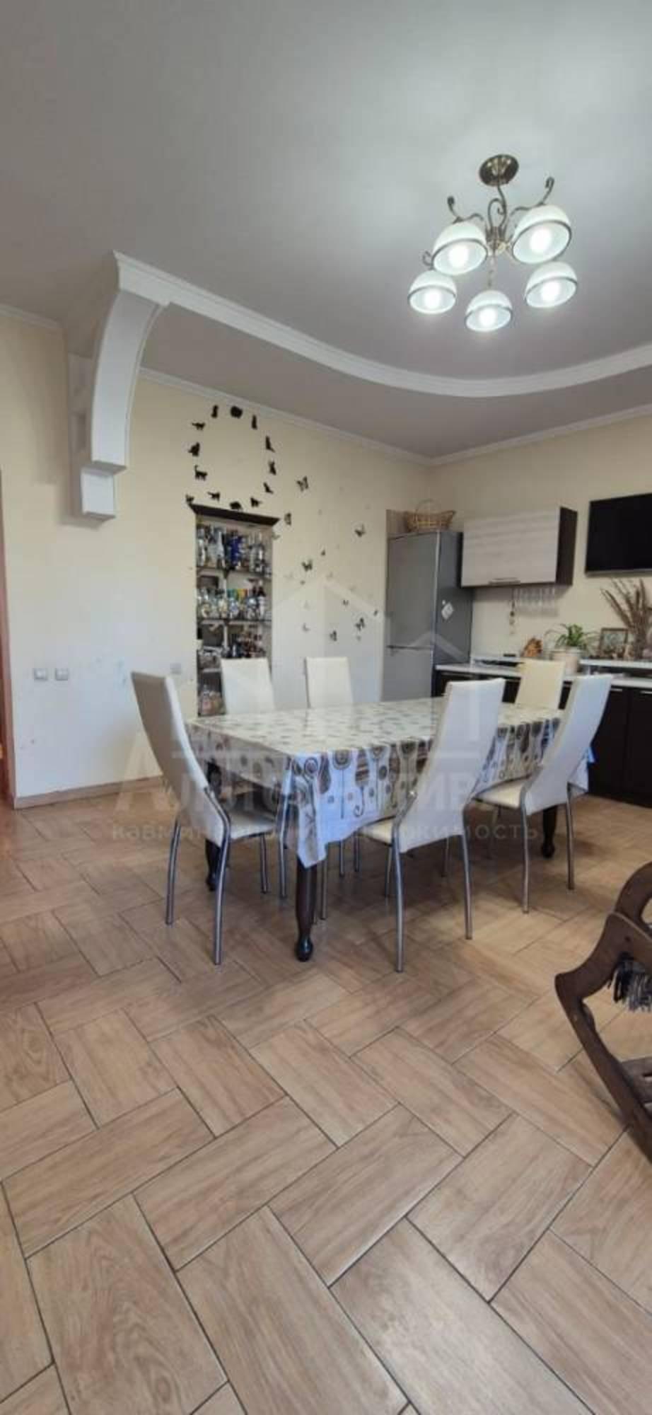 Купить дачу, дом, коттедж за 45 000 000 рублей на Белореченская ул.