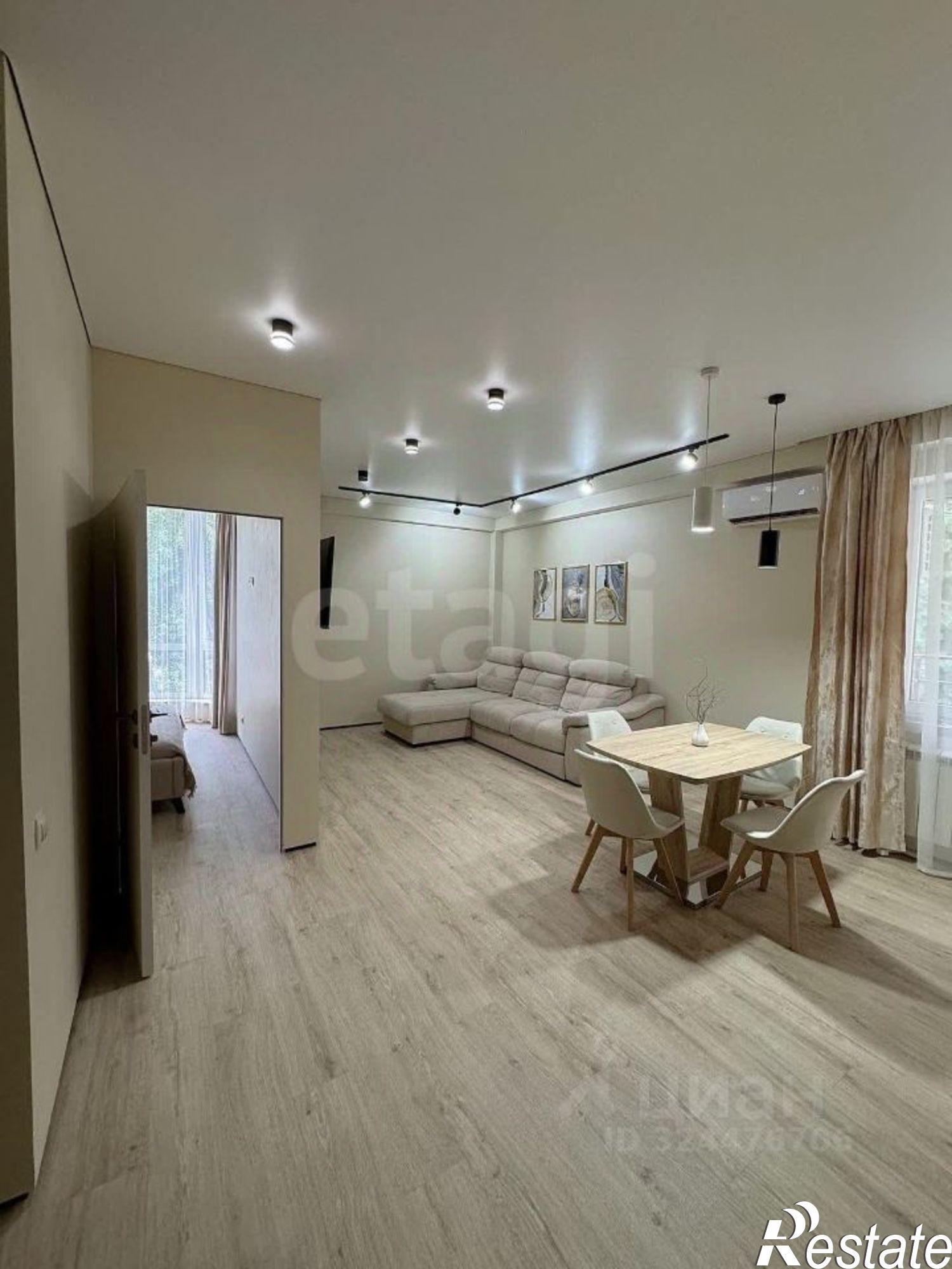 Купить квартиру за 30 000 000 рублей на улица 40 лет Октября, 26