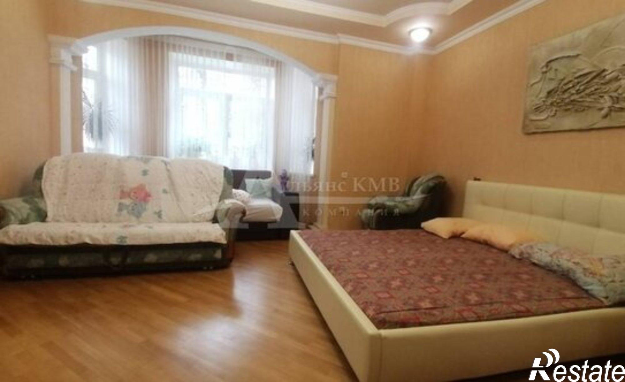 Купить квартиру за 17 000 000 рублей на ул Велинградская, 22