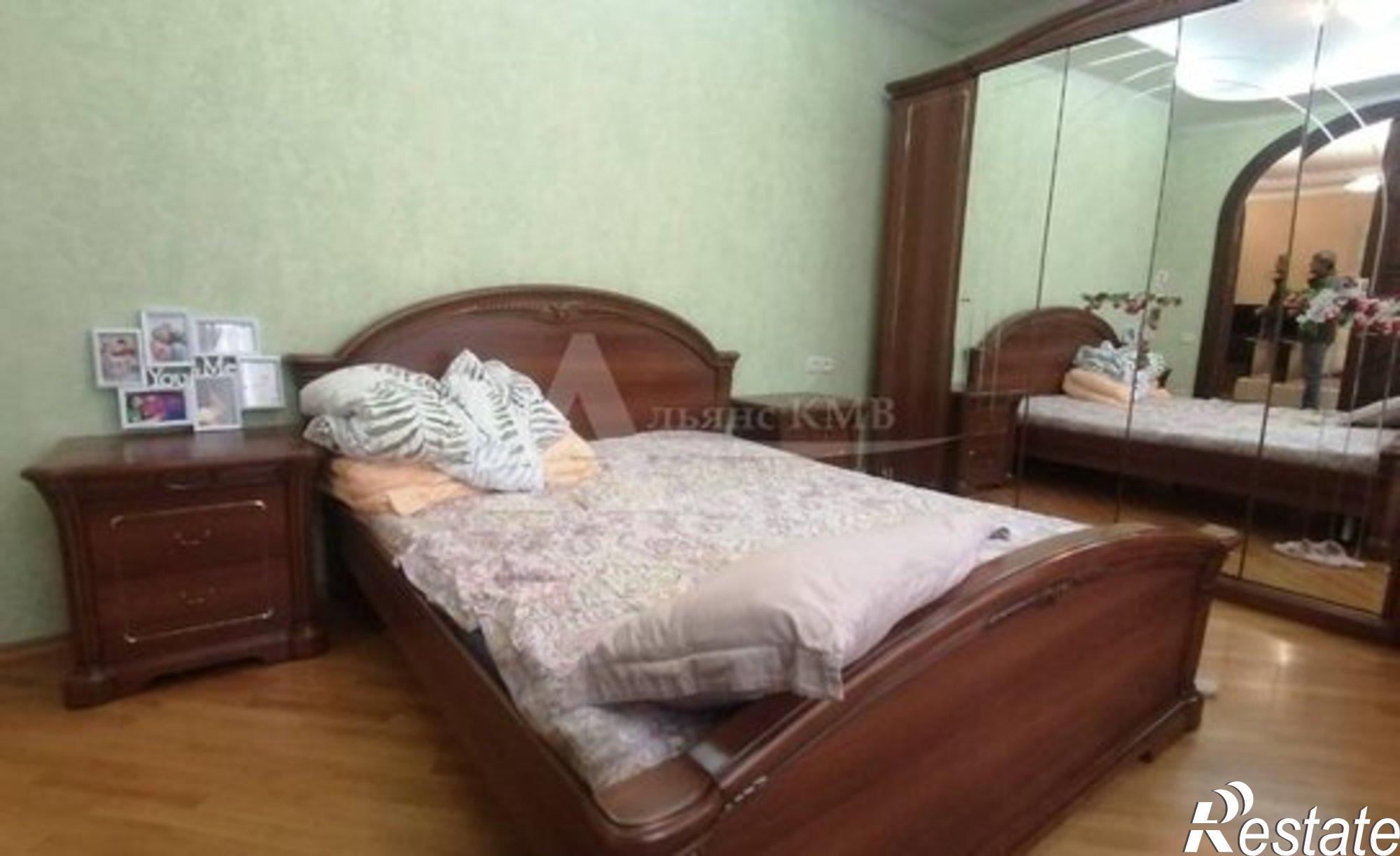 Купить квартиру за 17 000 000 рублей на ул Велинградская, 22