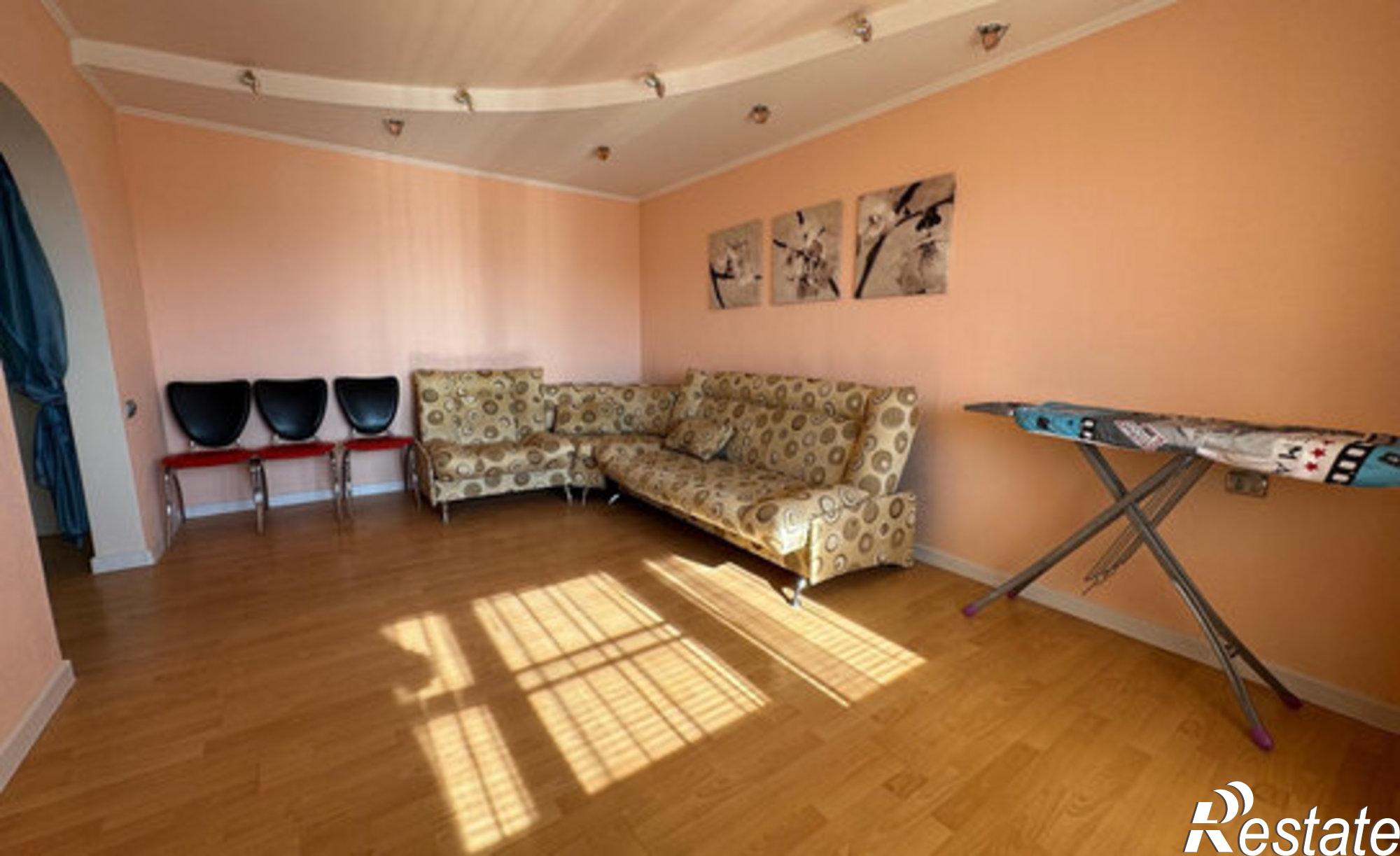 Купить квартиру за 7 700 000 рублей на пр-кт Победы, 147