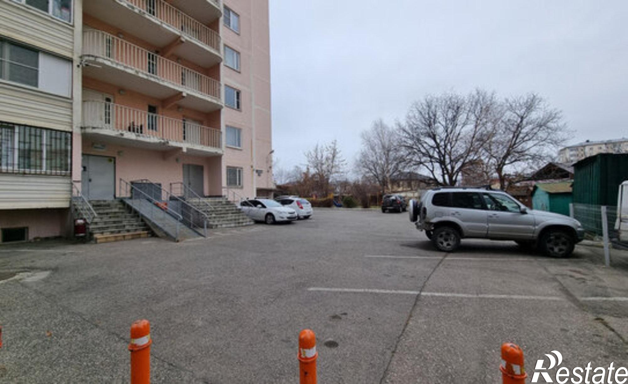 Купить квартиру за 7 700 000 рублей на пр-кт Победы, 147