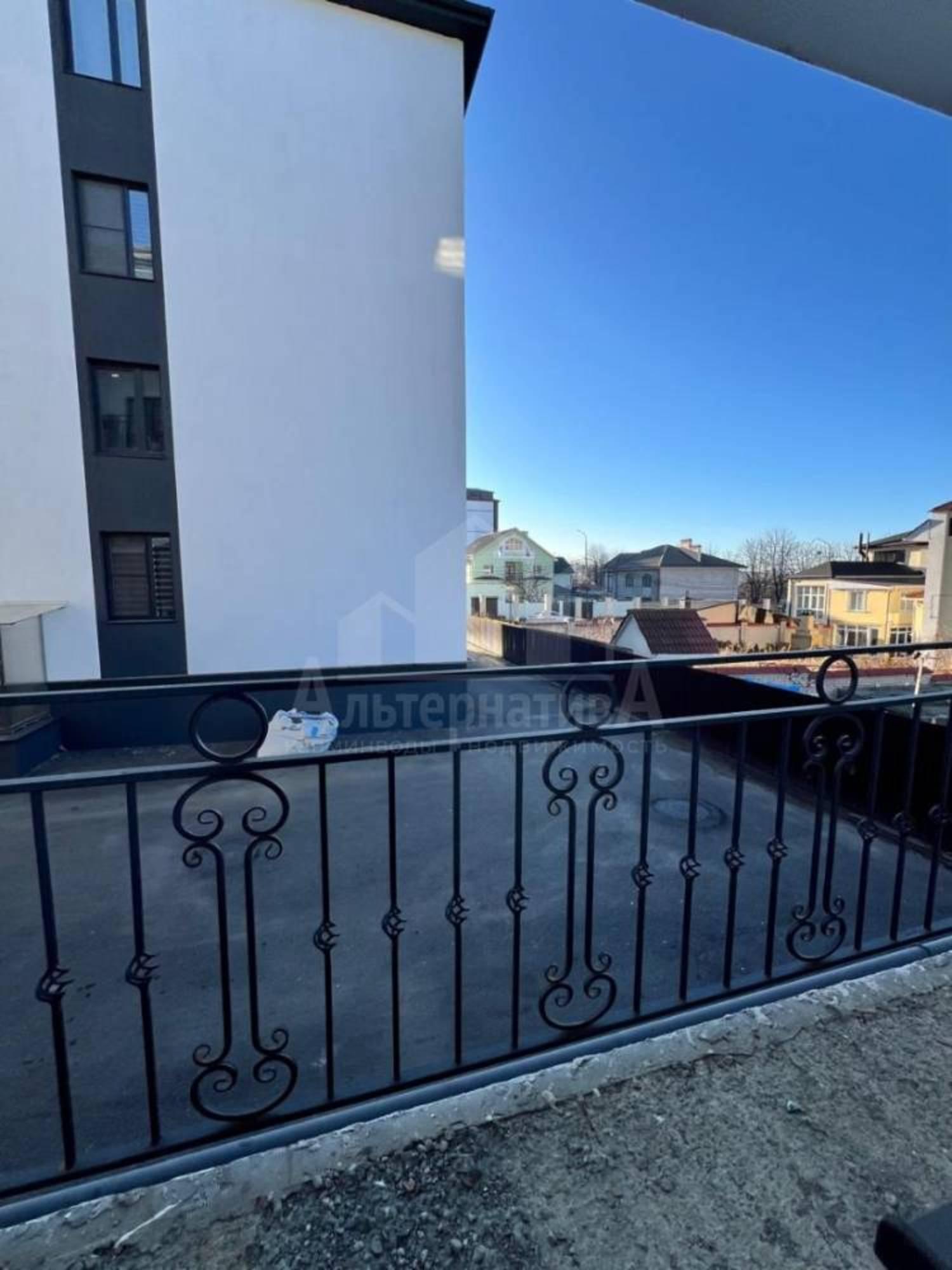 Купить квартиру за 14 000 000 рублей на Замковая ул.