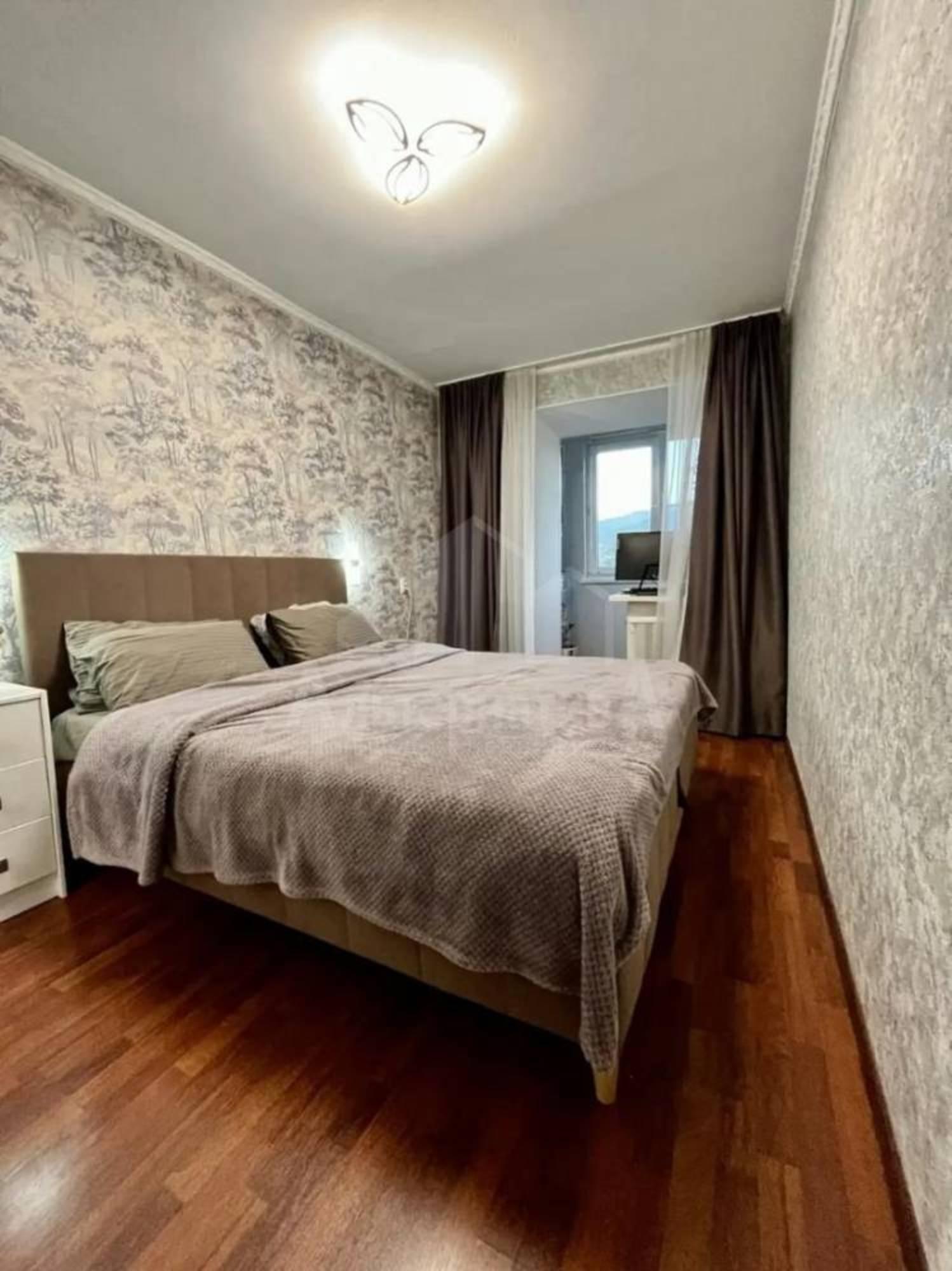 Купить квартиру за 12 000 000 рублей на Свердлова ул.