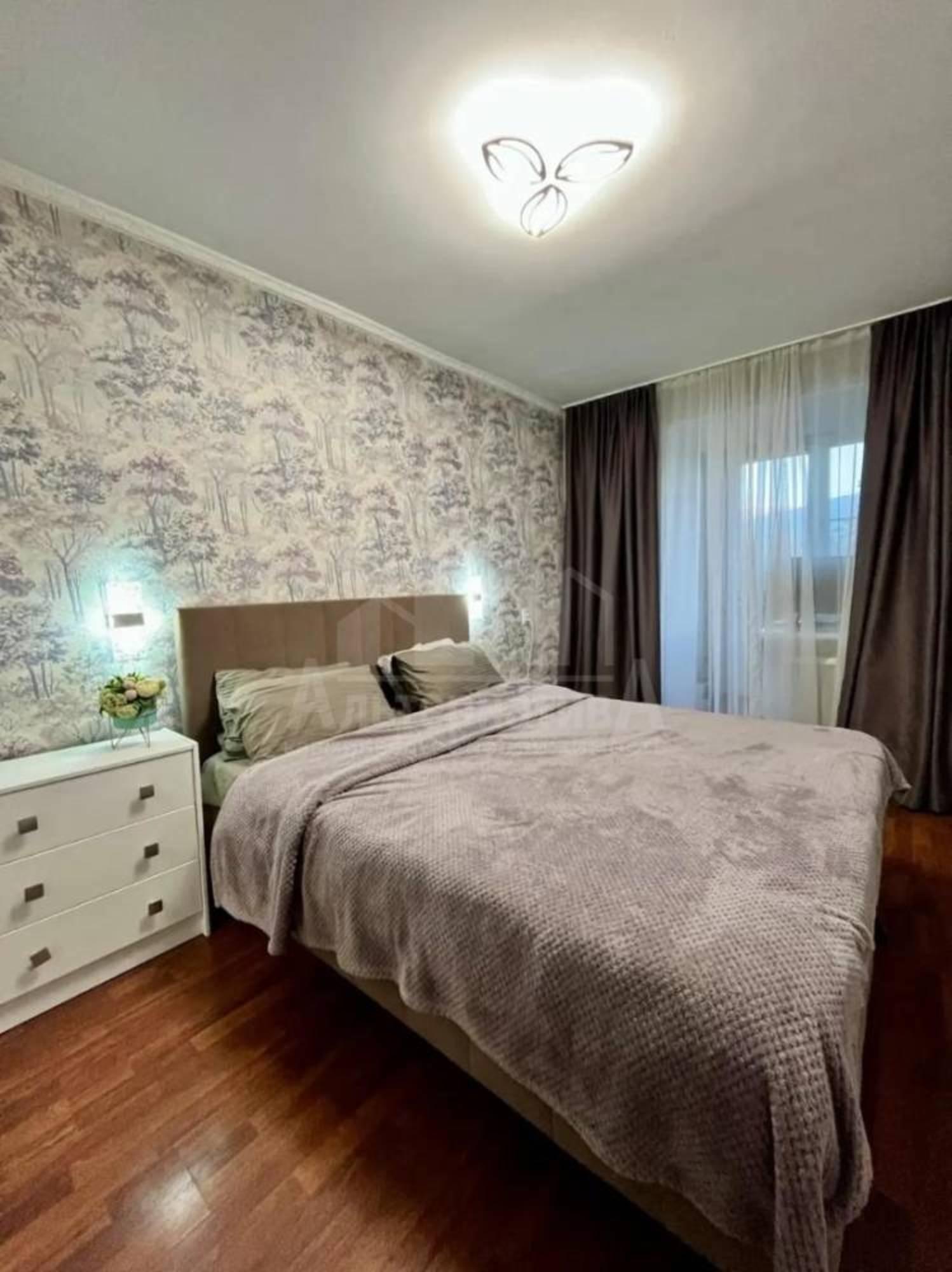 Купить квартиру за 12 000 000 рублей на Свердлова ул.