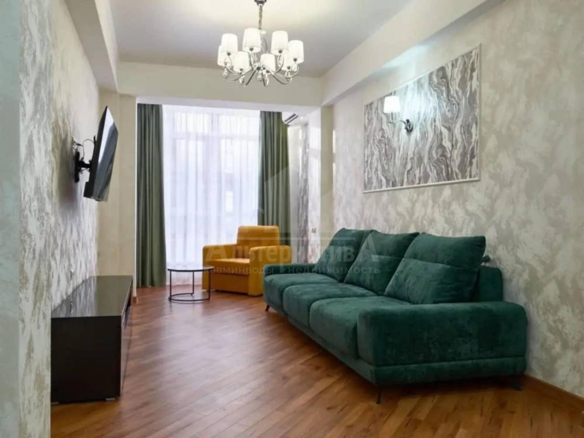 Купить квартиру за 22 500 000 рублей на Декабристов ул.