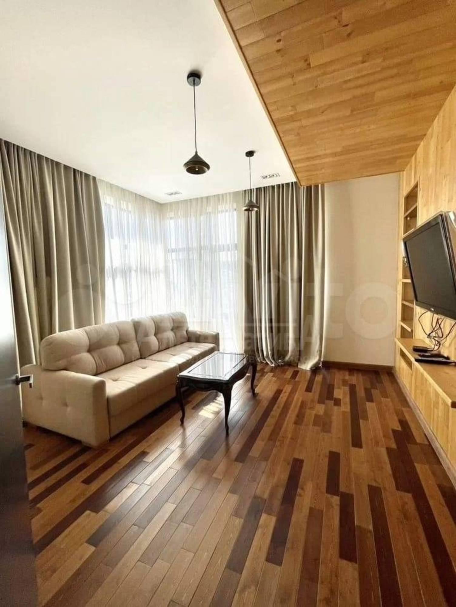 Купить квартиру за 38 000 000 рублей на Шаумяна ул.