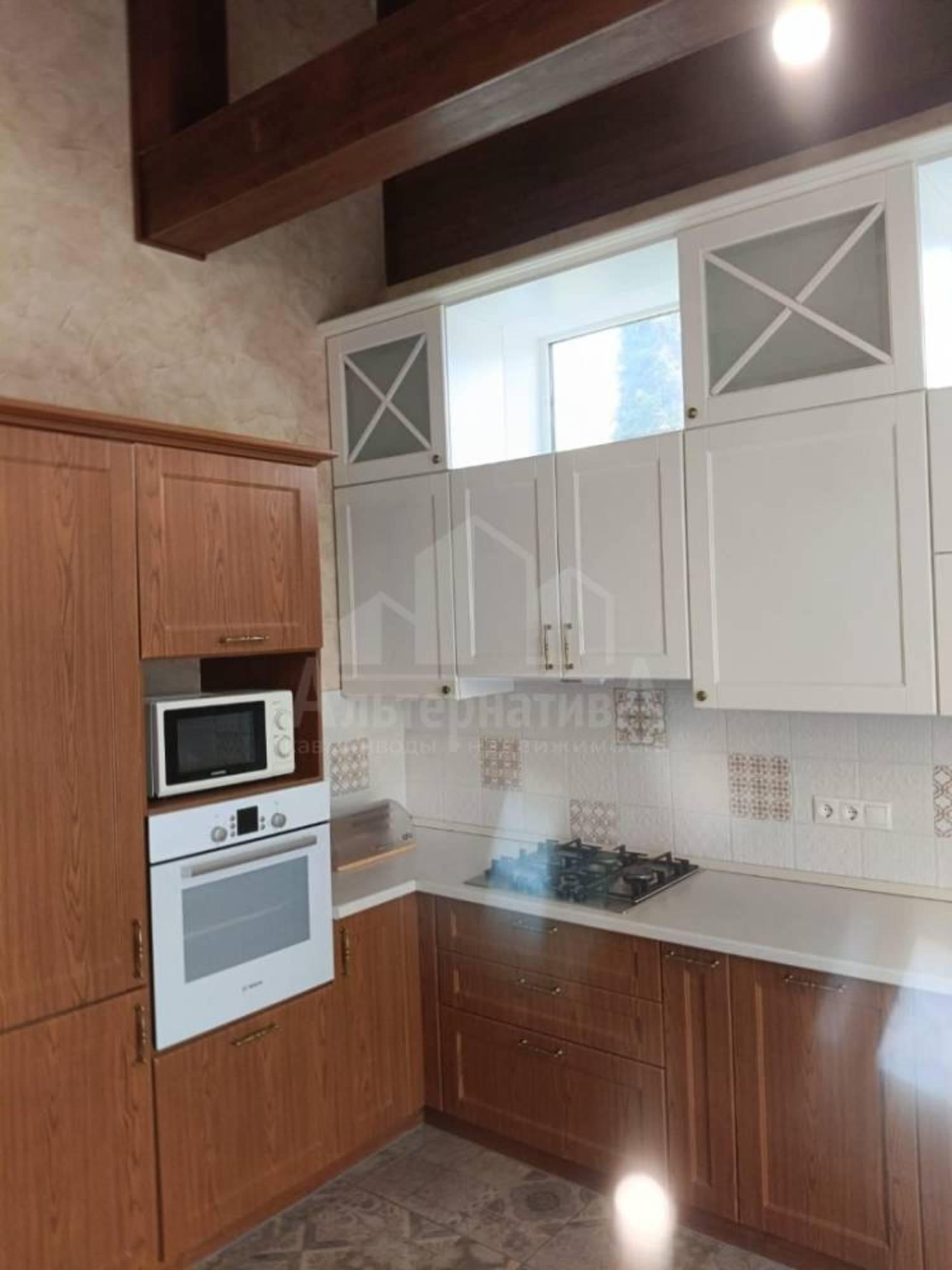 Купить дачу, дом, коттедж за 18 500 000 рублей на Трудовой пер.