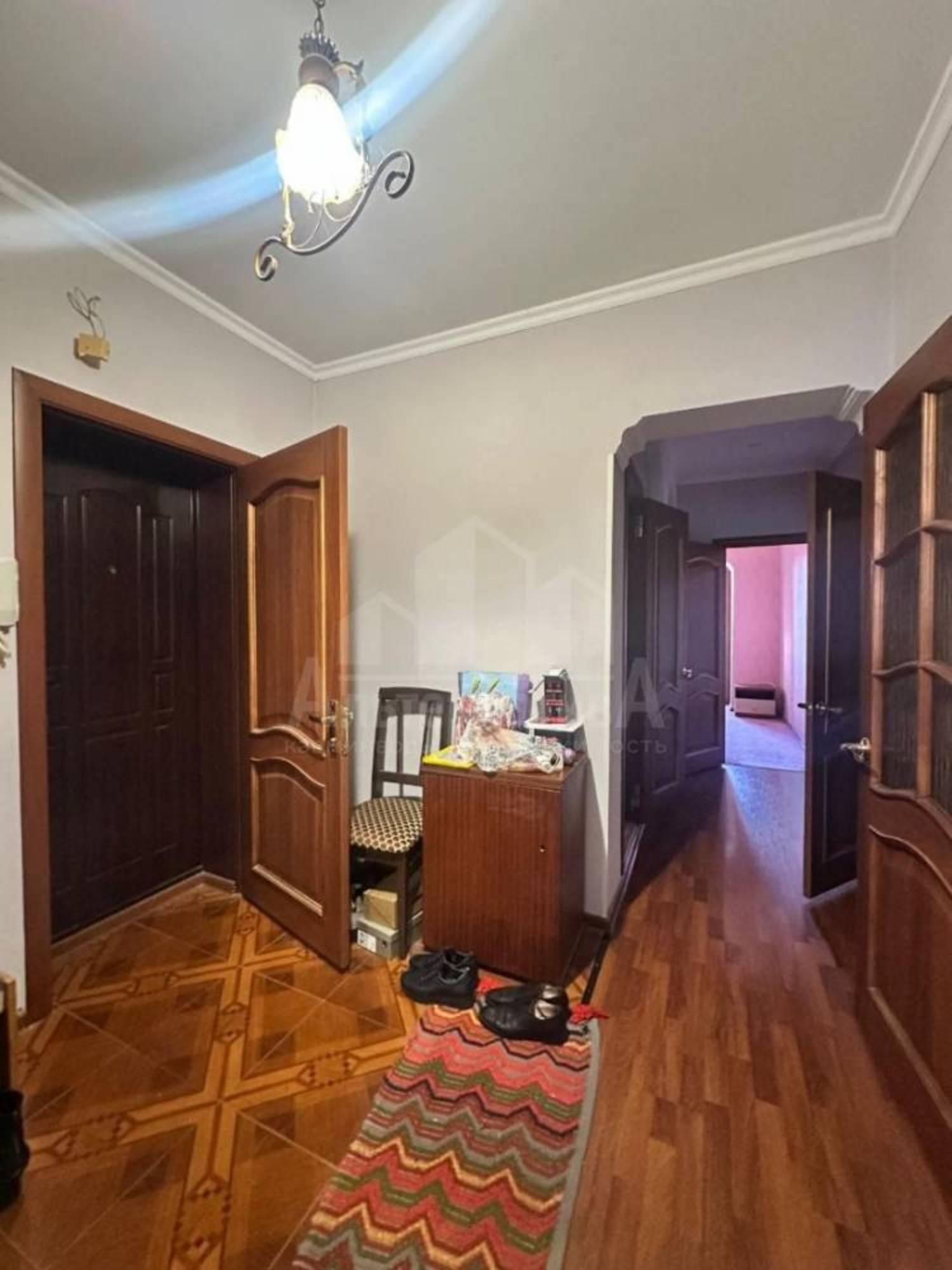 Сдать квартиру за 30 000 рублей на Школьный пер.