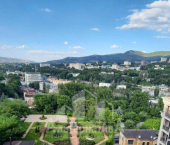 2-комн, 96кв м, этаж 9/13 Шаумяна ул.