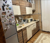 2-комн, 49.6кв м, этаж 3/5 Пионерская ул.