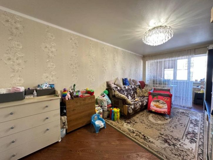 3-комн квартира Терская ул.