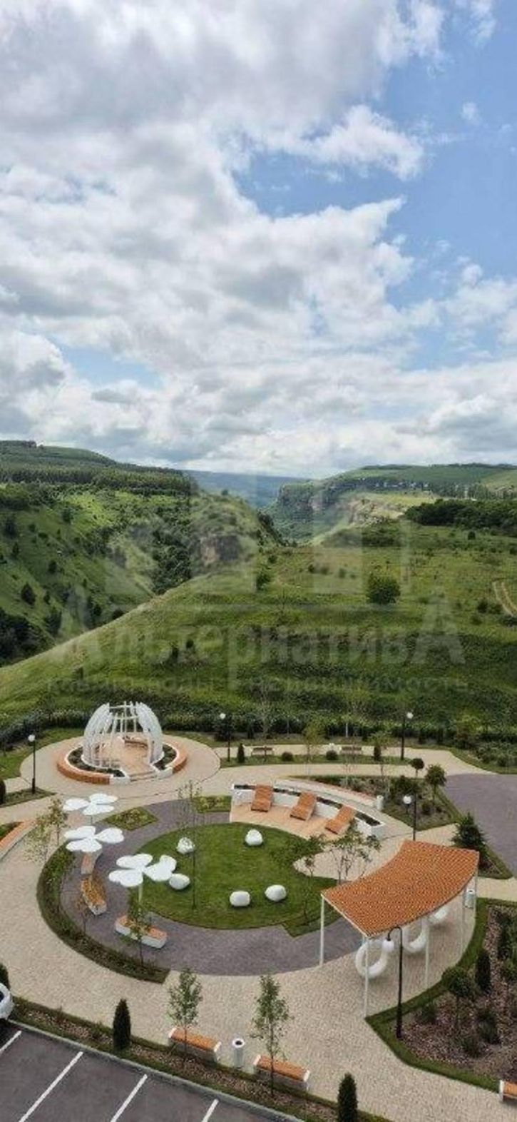 3-комн квартира Катыхина ул.