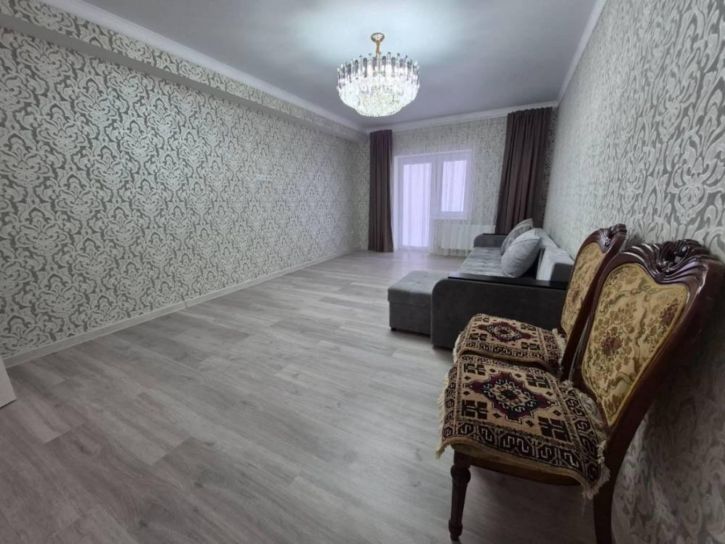 2-комн квартира Замковая ул.