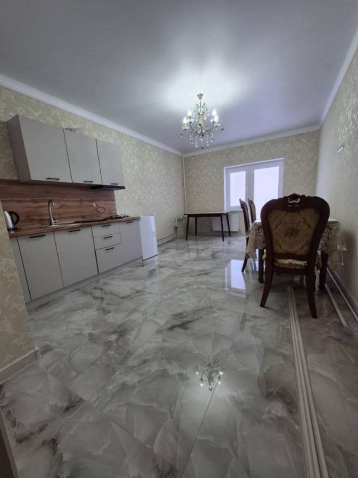2-комн квартира Замковая ул.