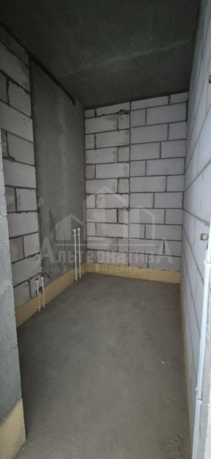 2-комн квартира Катыхина ул.