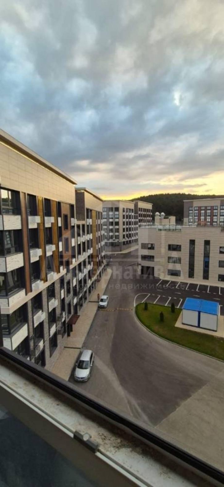 2-комн квартира Катыхина ул.