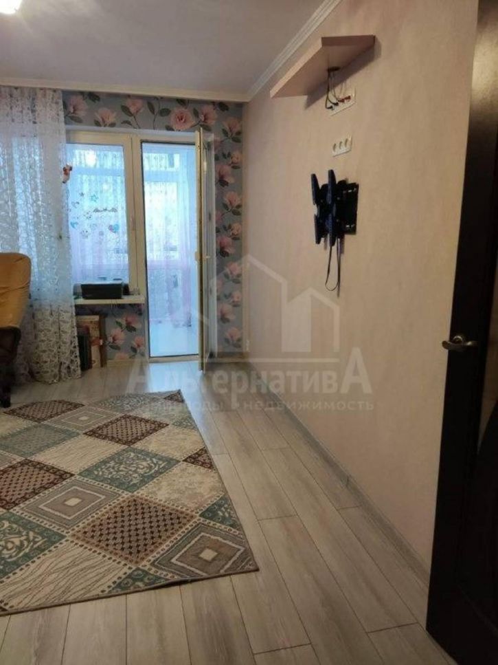3-комн квартира Героев Медиков ул.