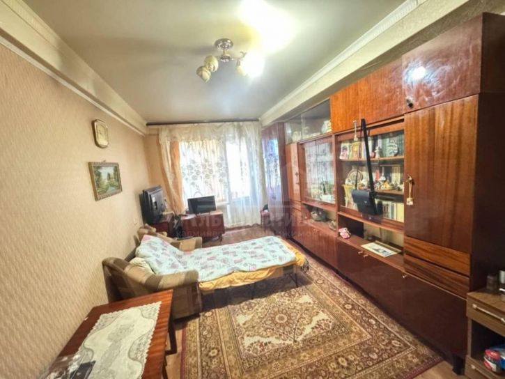 2-комн квартира 40 лет Октября ул.
