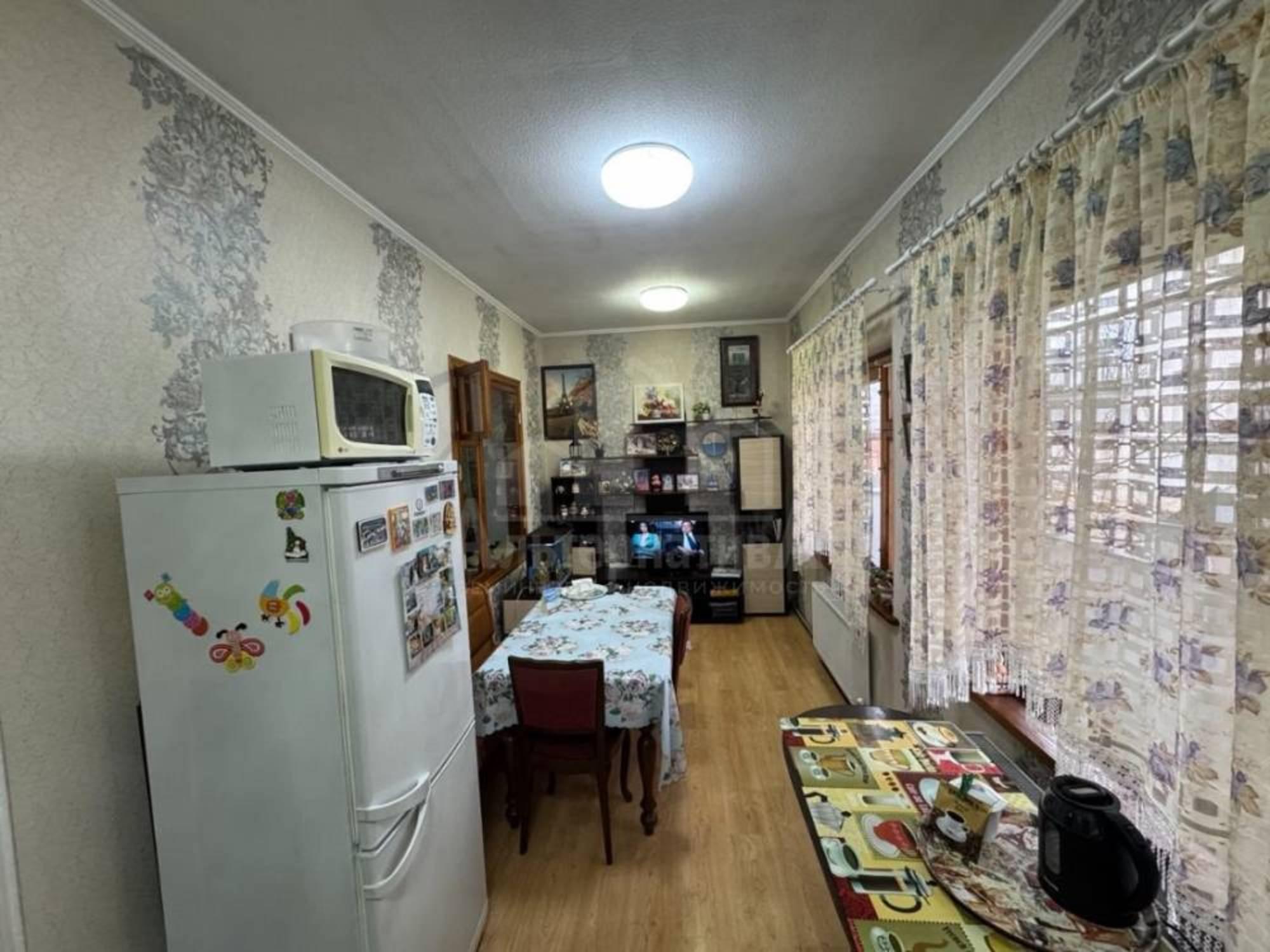 Купить дачу, дом, коттедж за 10 600 000 рублей на Чапаева ул.