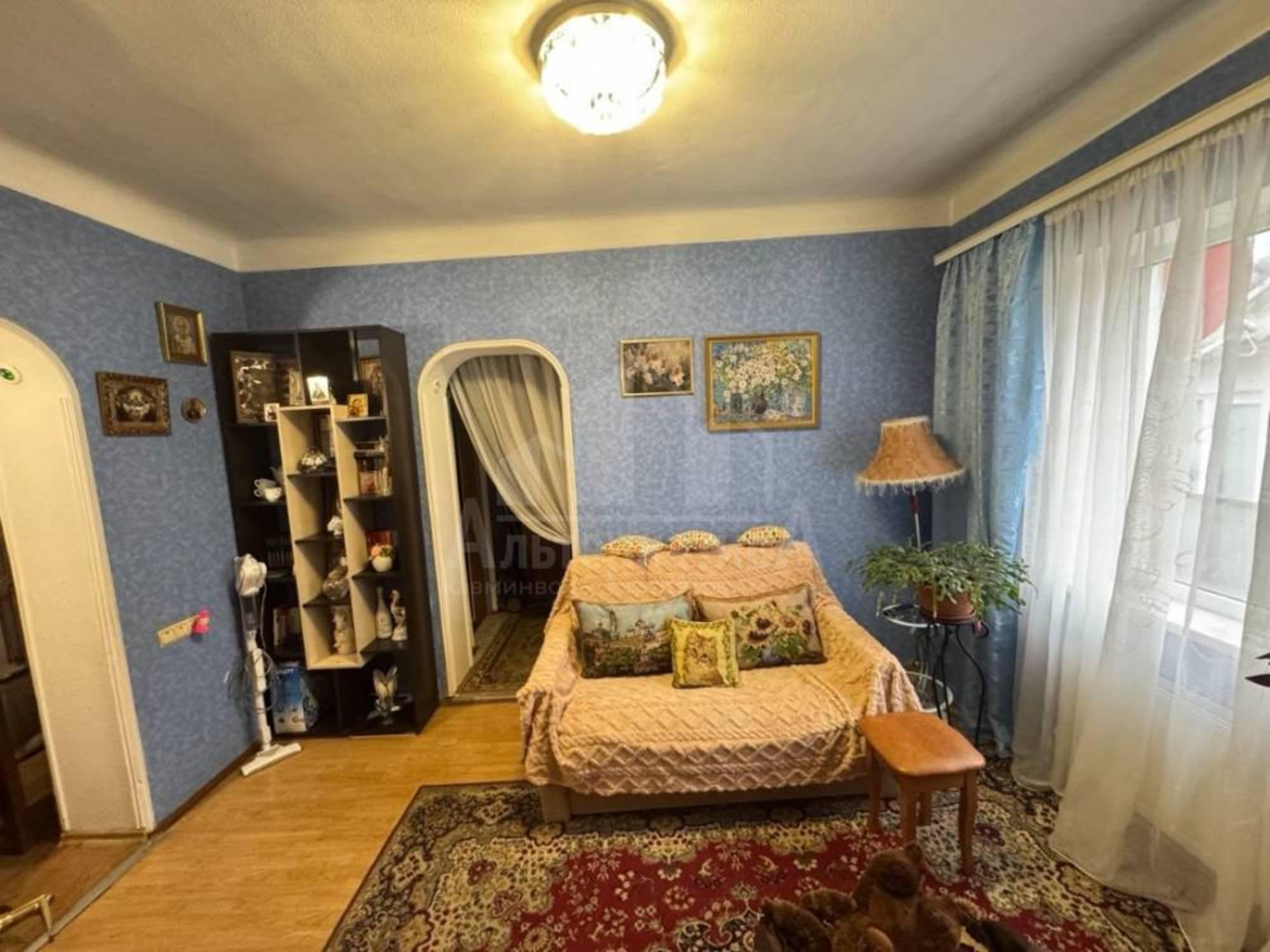 Купить дачу, дом, коттедж за 10 600 000 рублей на Чапаева ул.