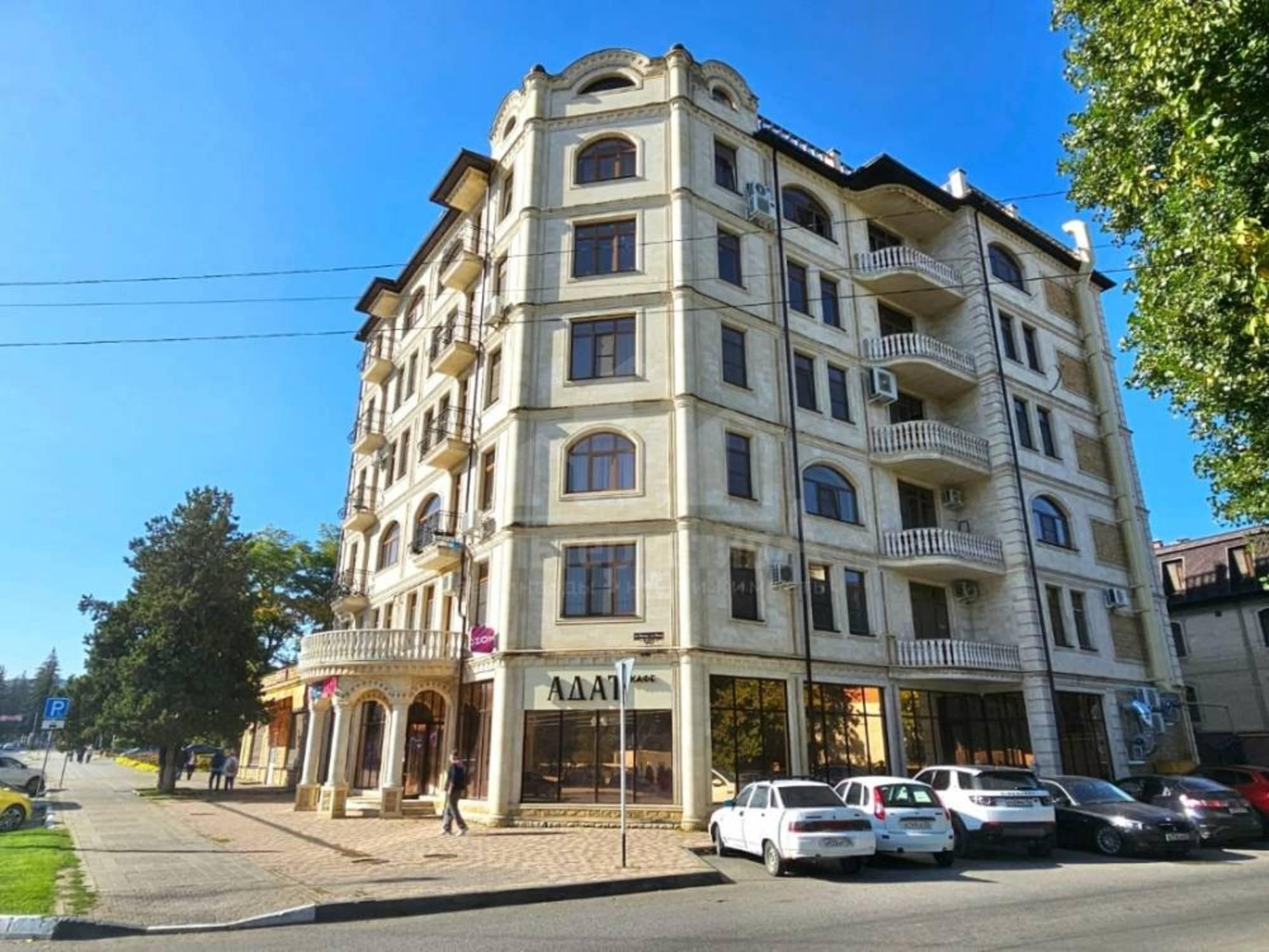 Купить квартиру за 31 900 000 рублей на Победы пр-т.