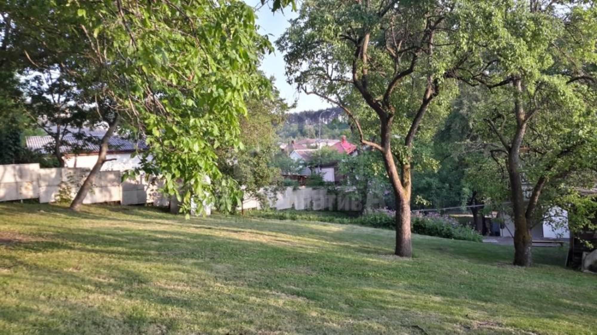Купить дачу, дом, коттедж за 12 500 000 рублей на Целинная ул.