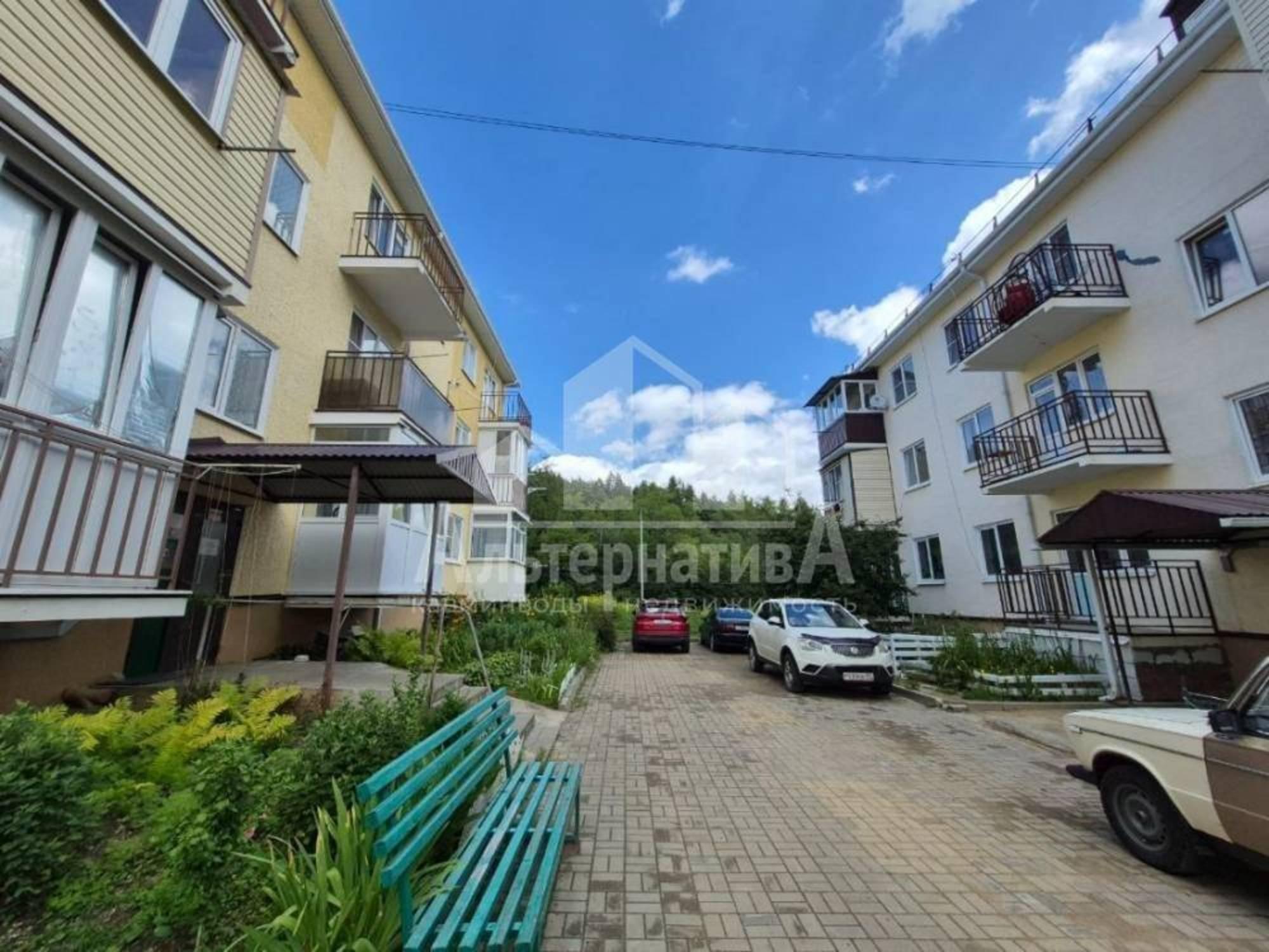 Купить квартиру за 8 800 000 рублей на Катыхина ул.