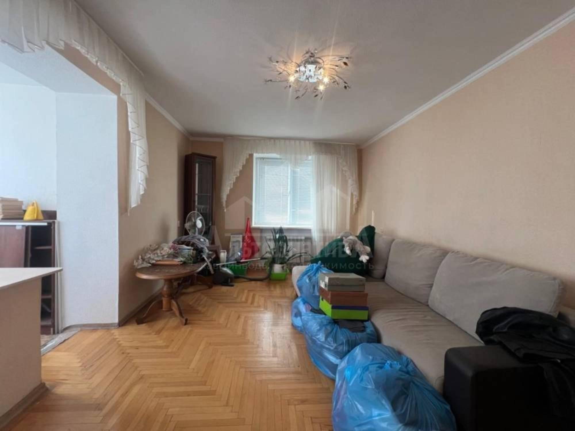 Купить квартиру за 13 700 000 рублей на Кольцова ул.