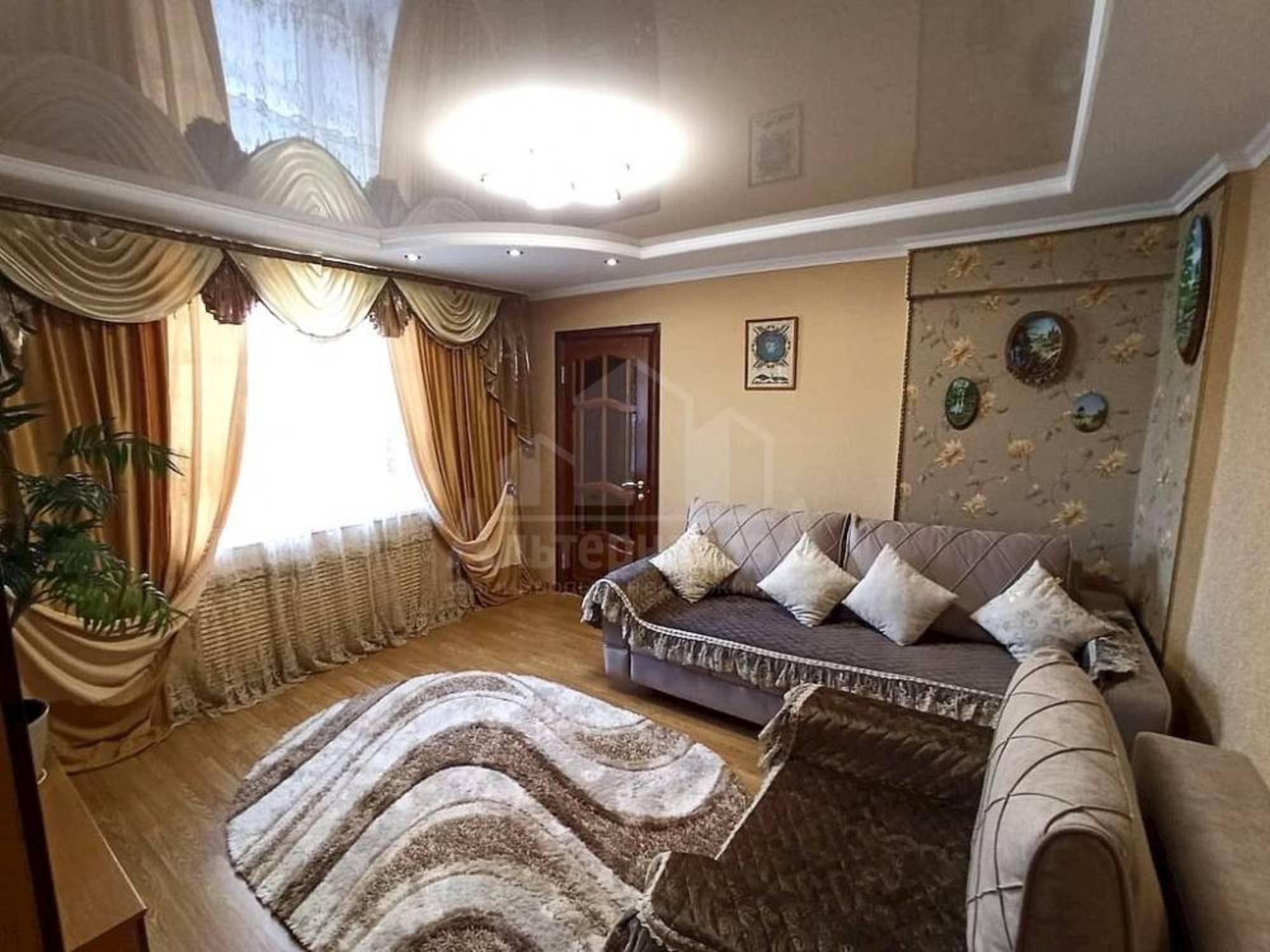 Купить дачу, дом, коттедж за 11 000 000 рублей на Украинская ул.