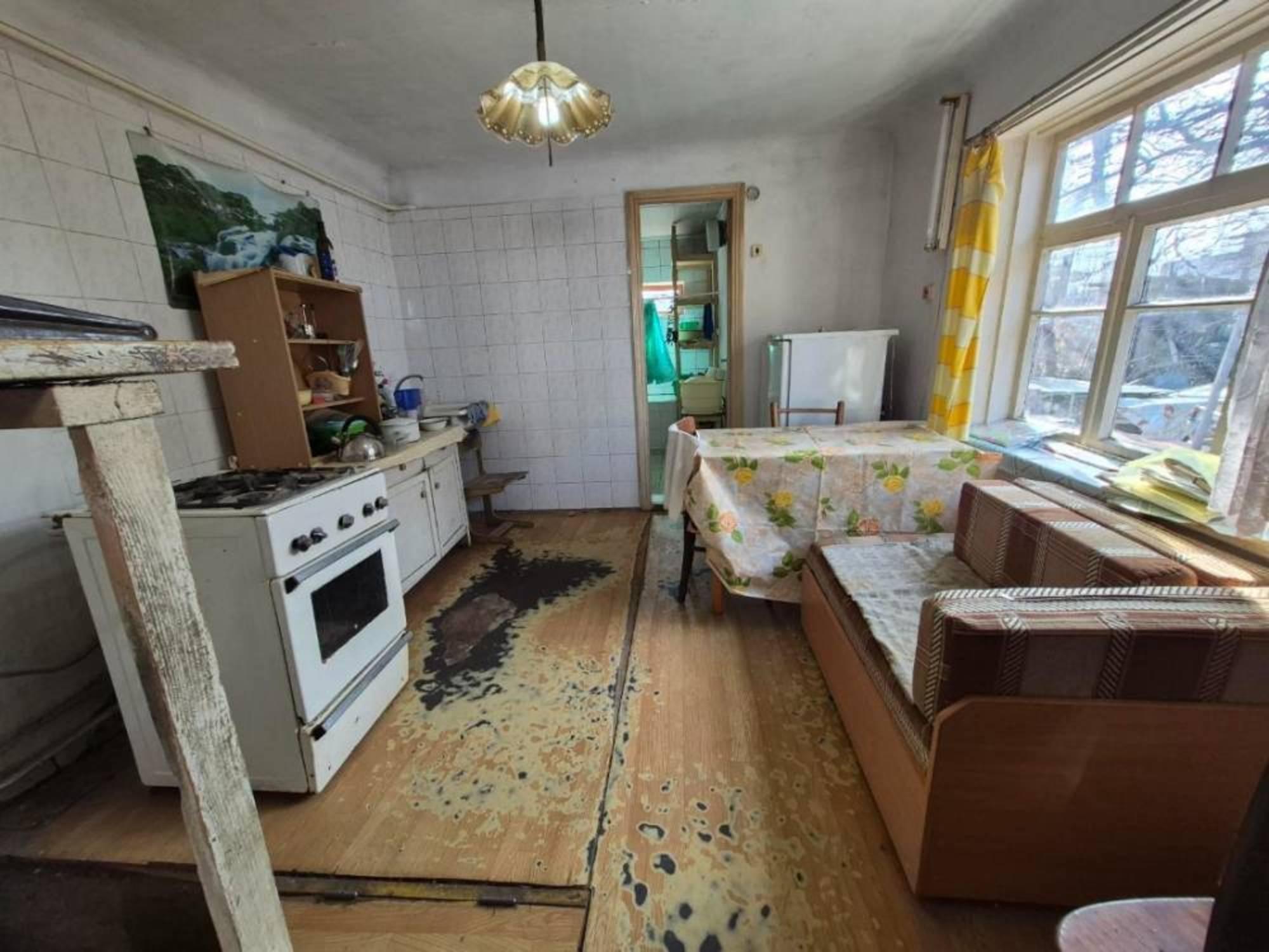 Купить дачу, дом, коттедж за 4 300 000 рублей на Школьная ул.