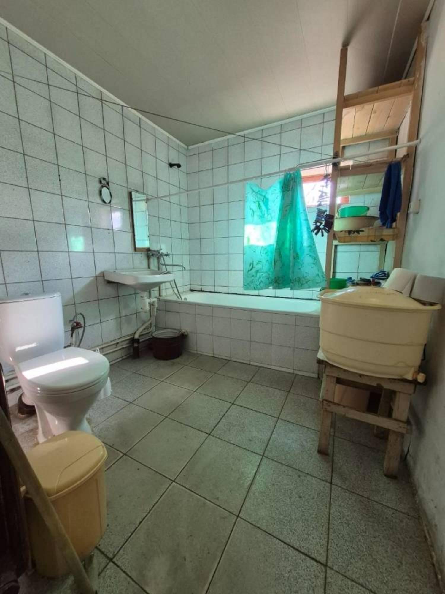 Купить дачу, дом, коттедж за 4 300 000 рублей на Школьная ул.