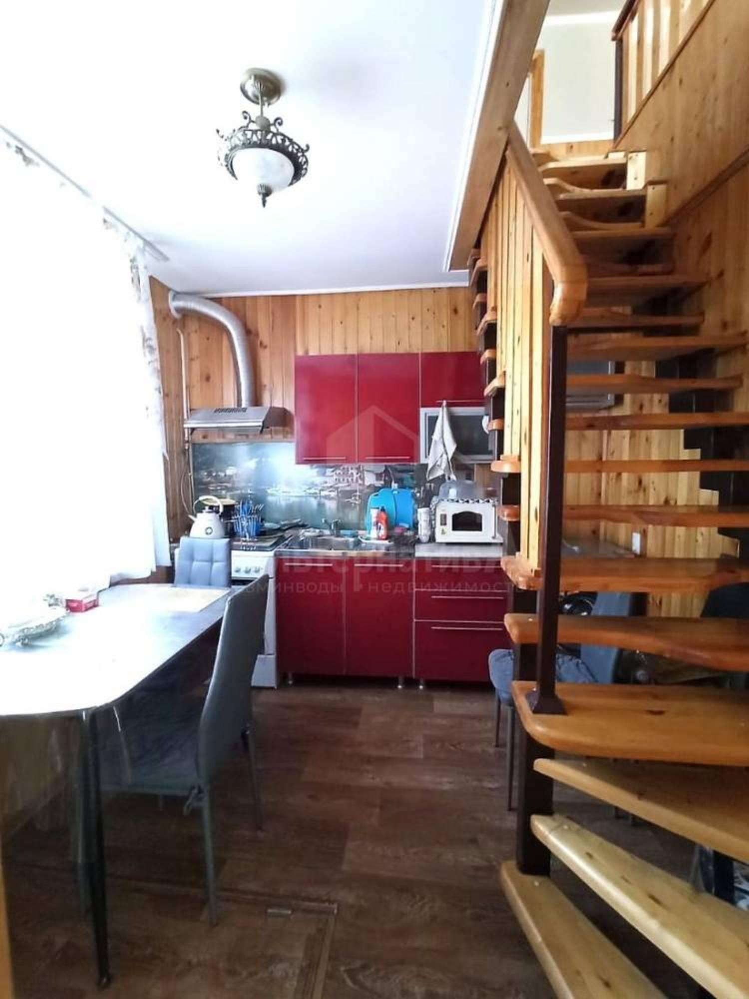 Купить дачу, дом, коттедж за 11 000 000 рублей на Украинская ул.