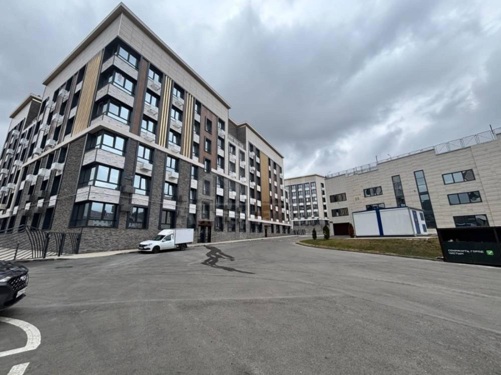 Купить квартиру за 23 500 000 рублей на Катыхина ул.
