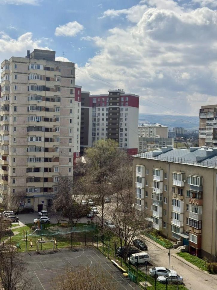 2-комн квартира Победы пр-кт, 157