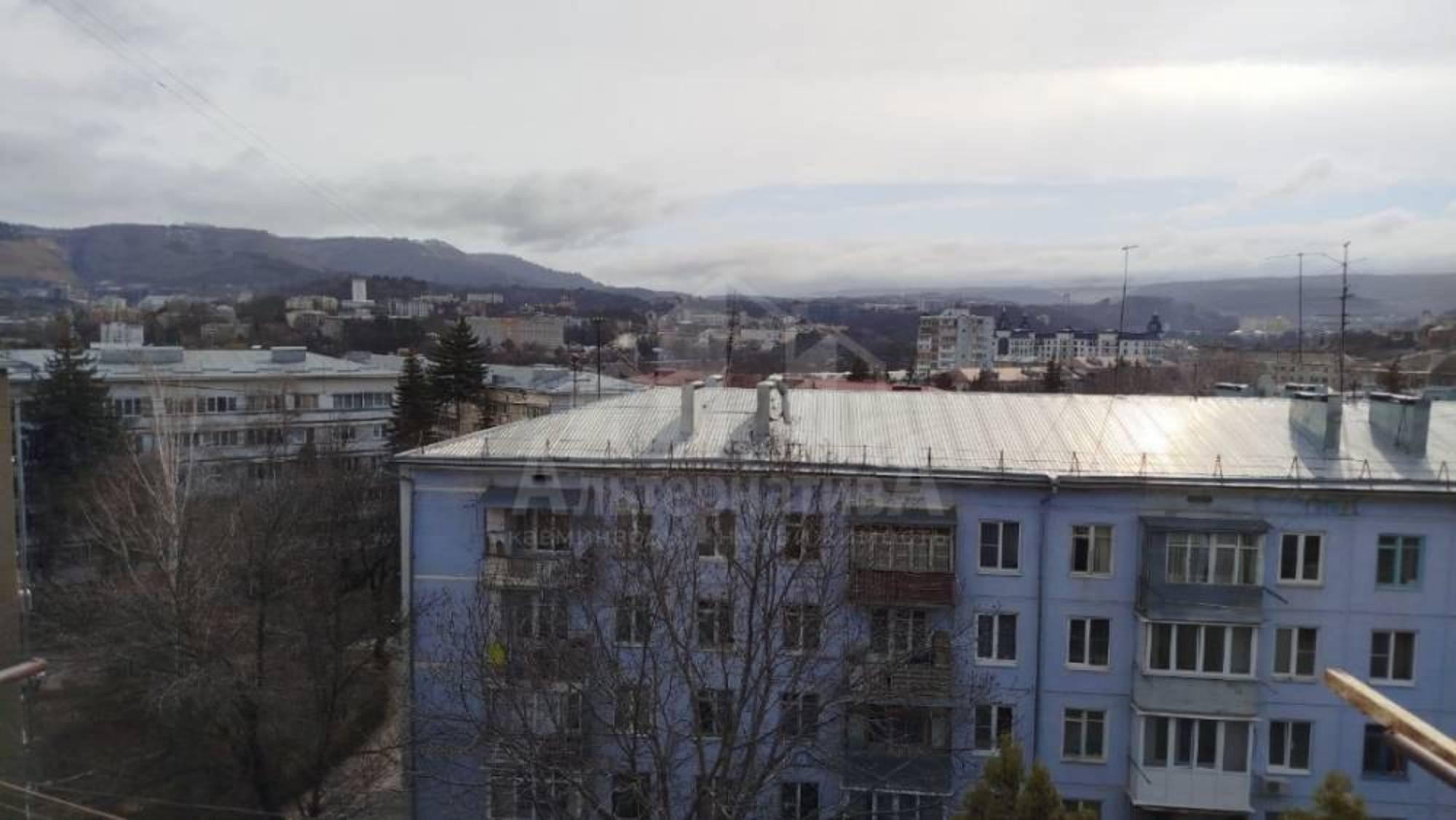 Купить квартиру за 10 500 000 рублей на Героев Медиков ул.
