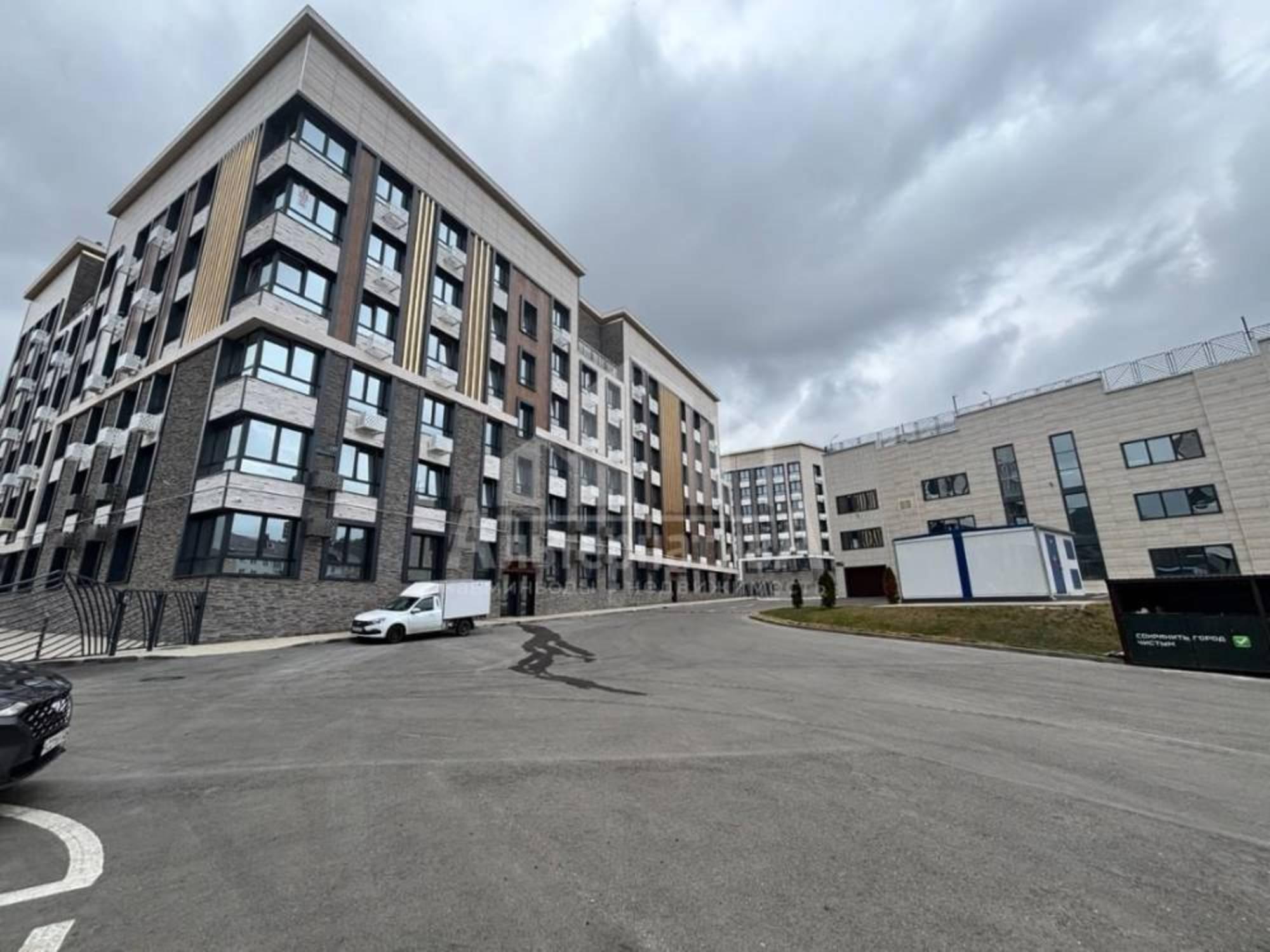 Купить квартиру за 23 500 000 рублей на Катыхина ул.